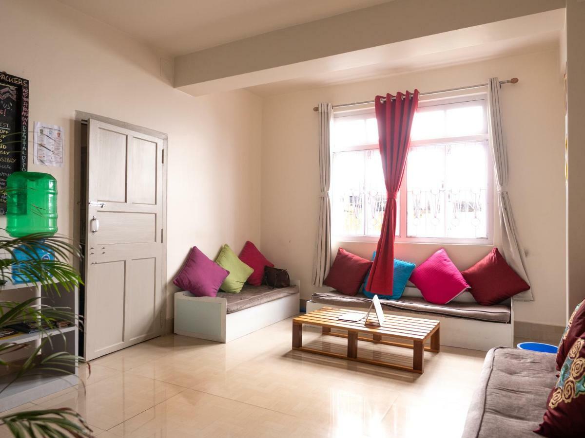 Tag Along Backpackers Hostel Gangtok Exterior foto
